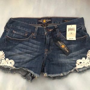 LUCKY BRAND LOW RISE BOYFRIEND FIT SHORTS 0/25